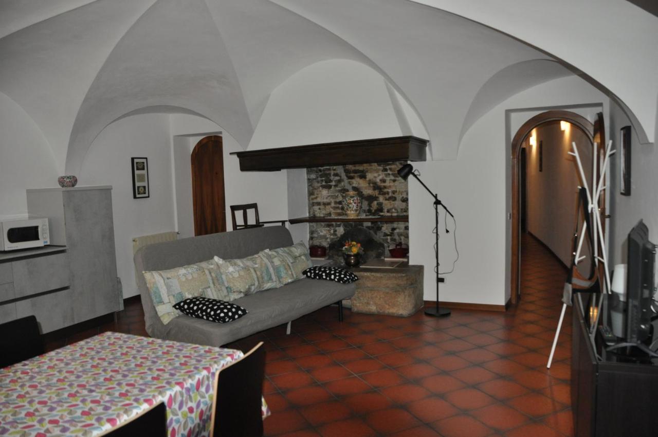 Appartamento Le Volte Toscolano Maderno Extérieur photo
